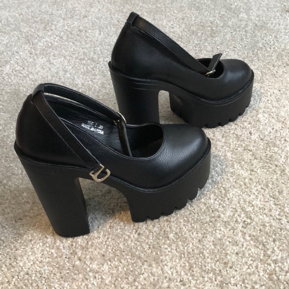 Chunky high heels